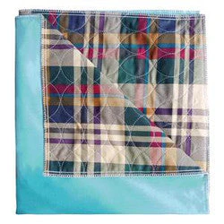 Cardinal Health Essentials Reusable Plaid Underpad 34" x 36" — Moderate Absorbency - Image 2